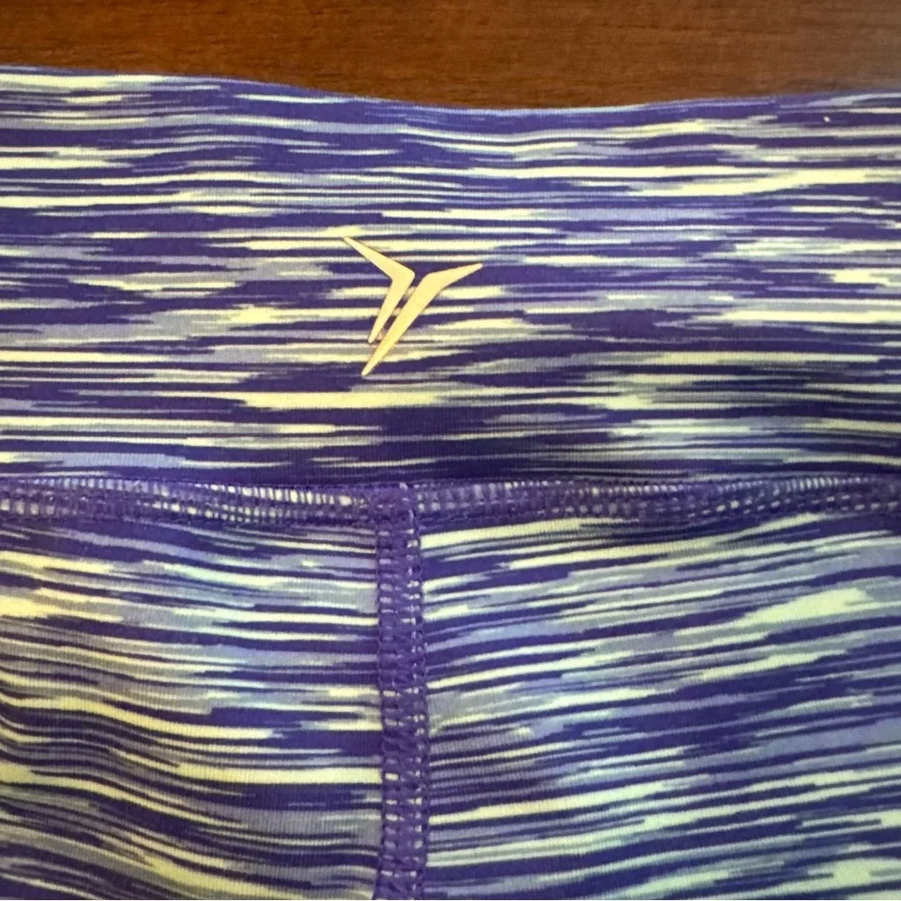 Old Navy‎ Active Go Dry Youth Girls Blue Purple Striped Cropped Leggings Size L